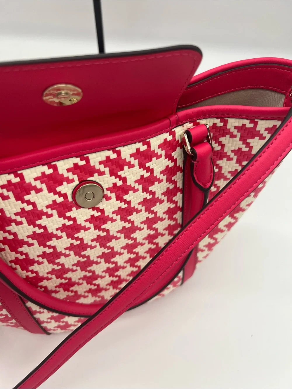 Kate Spade New York Pink & White Woven Straw Crossbody Satchel